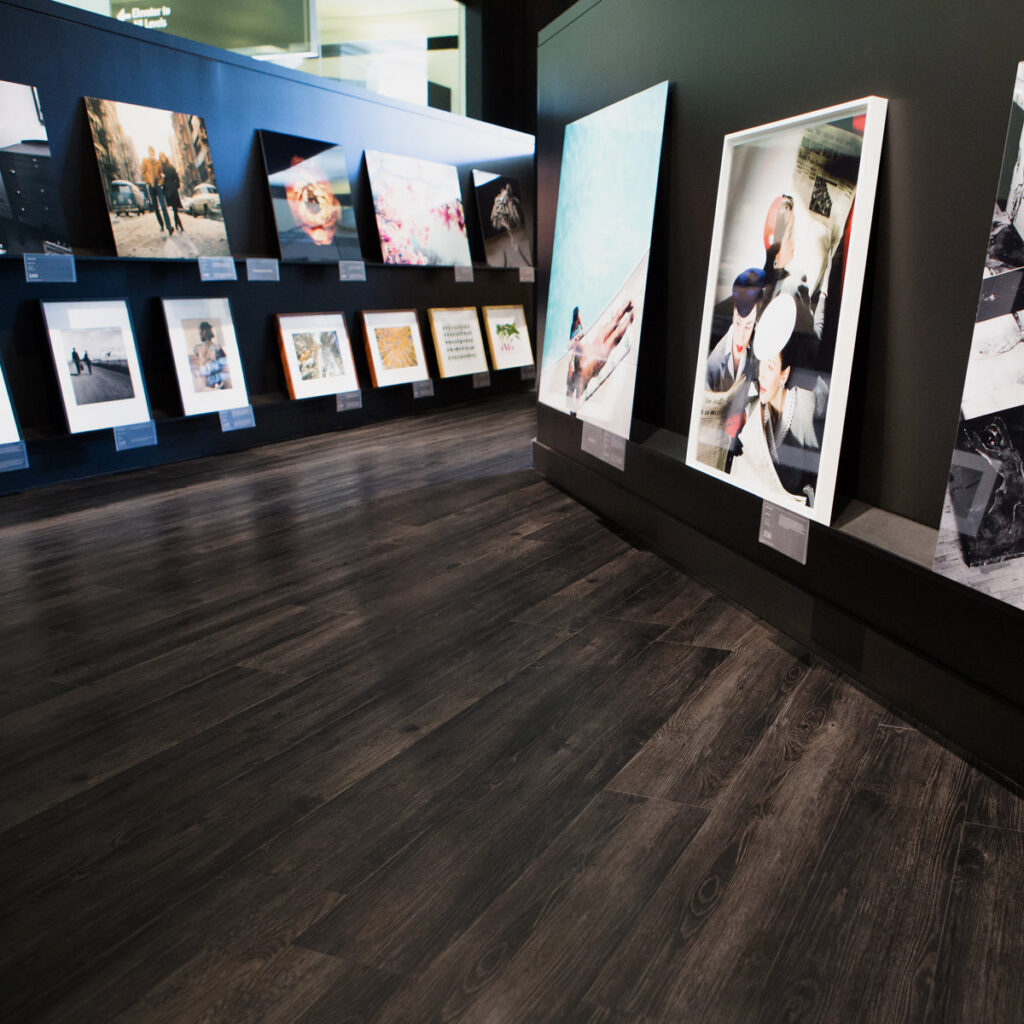 Vinyl Flooring VInyl Deluxe Classic Collection Nile Color Museum scene